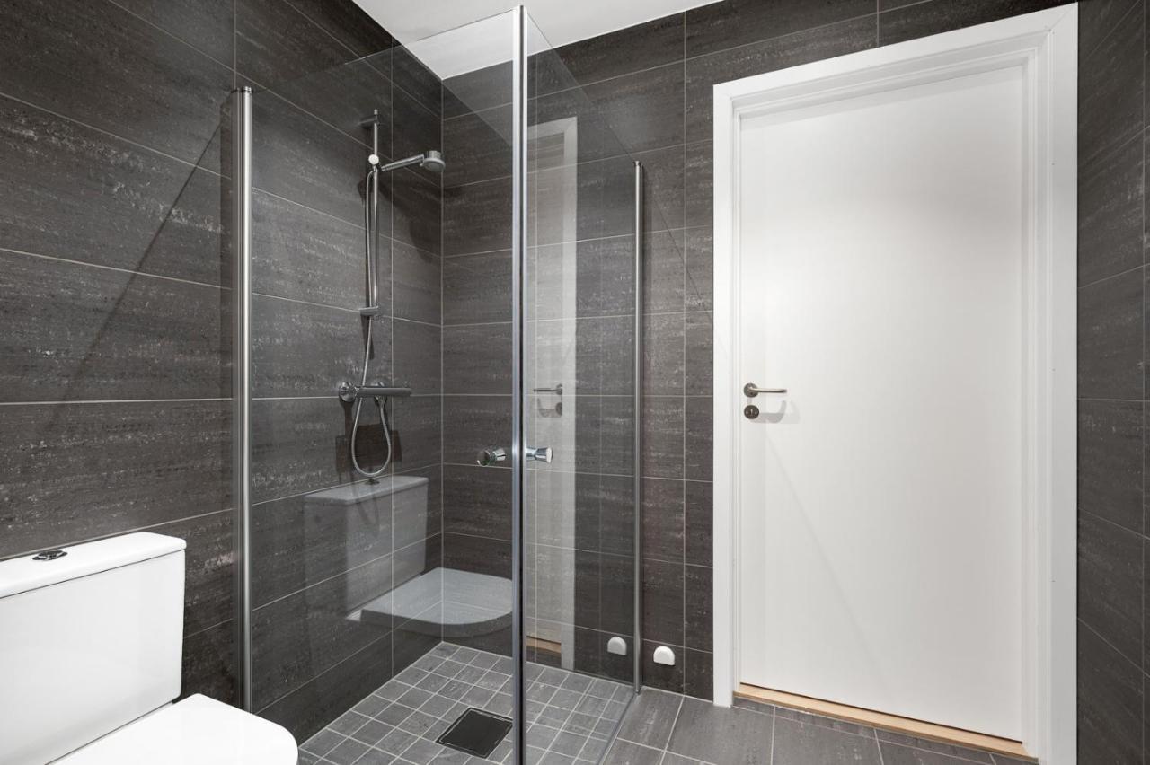 In Frogner - Modern And Lillestrom